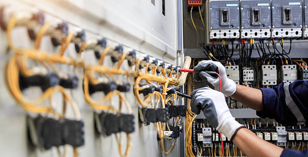 Professional Electrician technician working in Sheffield, AL